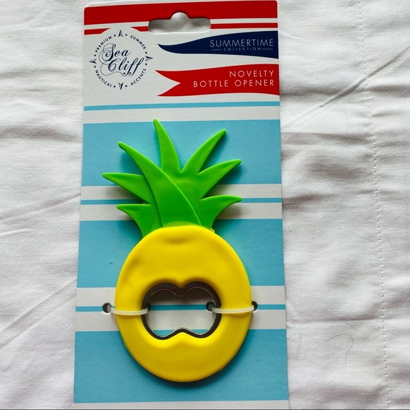 Bottle opener Pineapple. ADORABLE! - Picture 8 of 9
